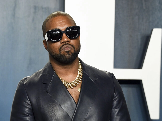 Kanye West Votes For The First Time Casts Ballot Himself After Erratic Campaign White House Economic Times Kanye West Votes For The First Time, Vanity Fair Oscar 2020 Ballot