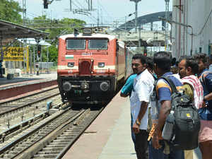 train-coming-bccl