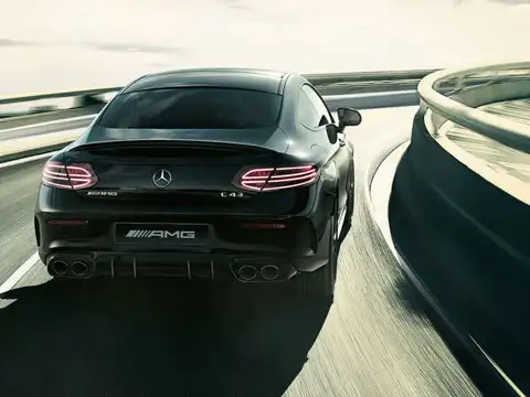 Mercedes-Benz User Experience