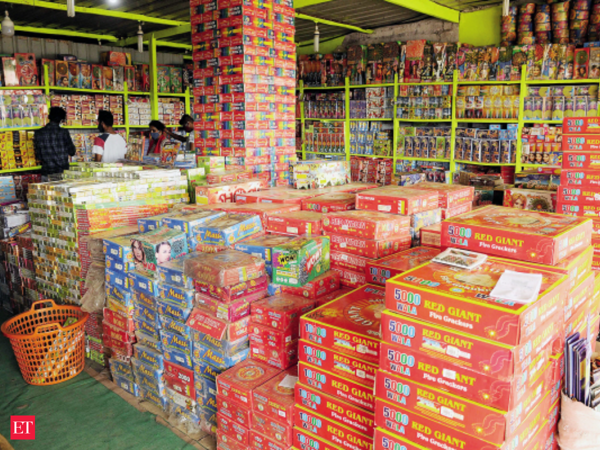 Karnataka bans traditional crackers, defines usable green crackers ...