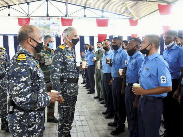 Indian Navy Chief visits INS Baaz, critical Naval Air Station that