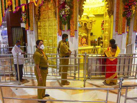 Live darshan - Siddhivinayak, Shirdi Sai Baba temple, among others to  reopen today in Maharashtra | The Economic Times