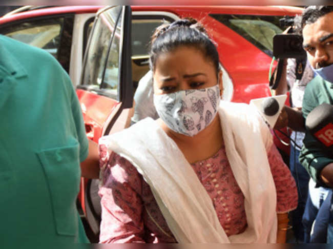 Comedian Bharti Singh Arrested By Ncb In Drug Case The Economic Times