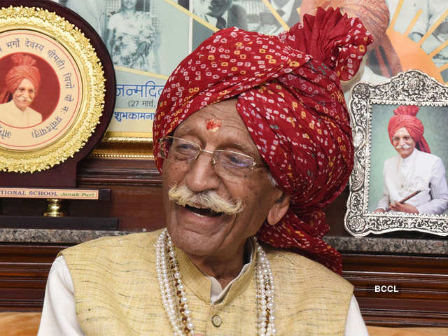 A man with a kind heart - Remembering Mahashay Dharampal Gulati: A school  dropout who became the king of spices | The Economic Times