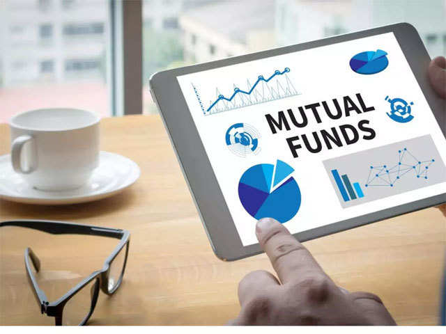​Two variants of a mutual fund scheme