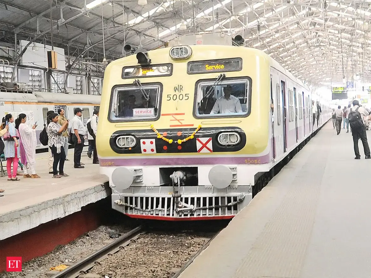 The lower berth conundrum - Indian Railways introduces an extra folding ...
