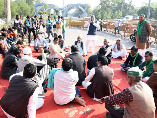 Farmers protest Updates: Govt willing to continue dialogue with genuine farm unions, says Agriculture Minister