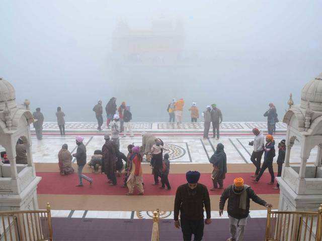 Dense fog at the Golden Temple