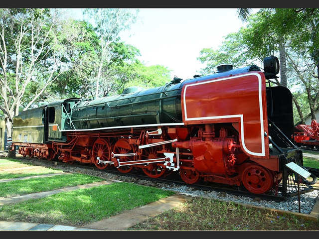 The museum showcases a great collection of ancient steam locomotives and carriages.