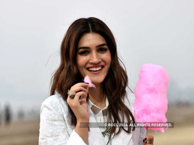 ​Kriti Sanon expressed gratitude to the doctors, BMC and all those who prayed for her good health. ​