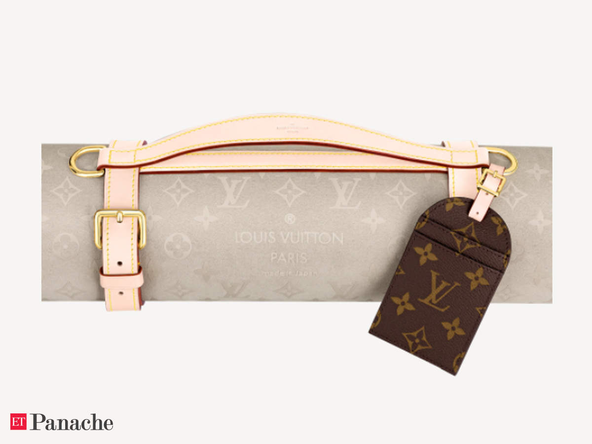 I mængde sollys Teasing Louis Vuitton Yoga Mat Price: People not happy with Louis Vuitton's $2,390  yoga mat made of leather - The Economic Times