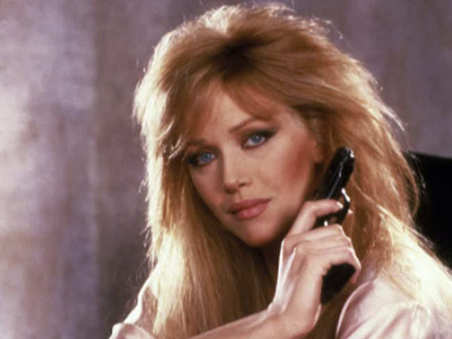 ?In 1980, Tanya Roberts was chosen to replace actor Shelley Hack in the fifth season of the detective show 'Charlie's Angels'.