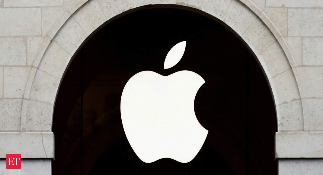 Apple Amazon Suspend Parler Social Network From App Store And Web Hosting Service The Economic Times