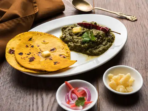 Makki Ki Roti and Sarso Ka Saag
