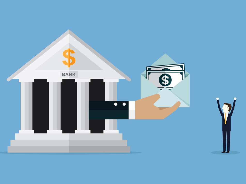 Public sector banks lead in loan revival as private banks fear