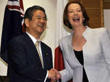 Australian PM visits Japan