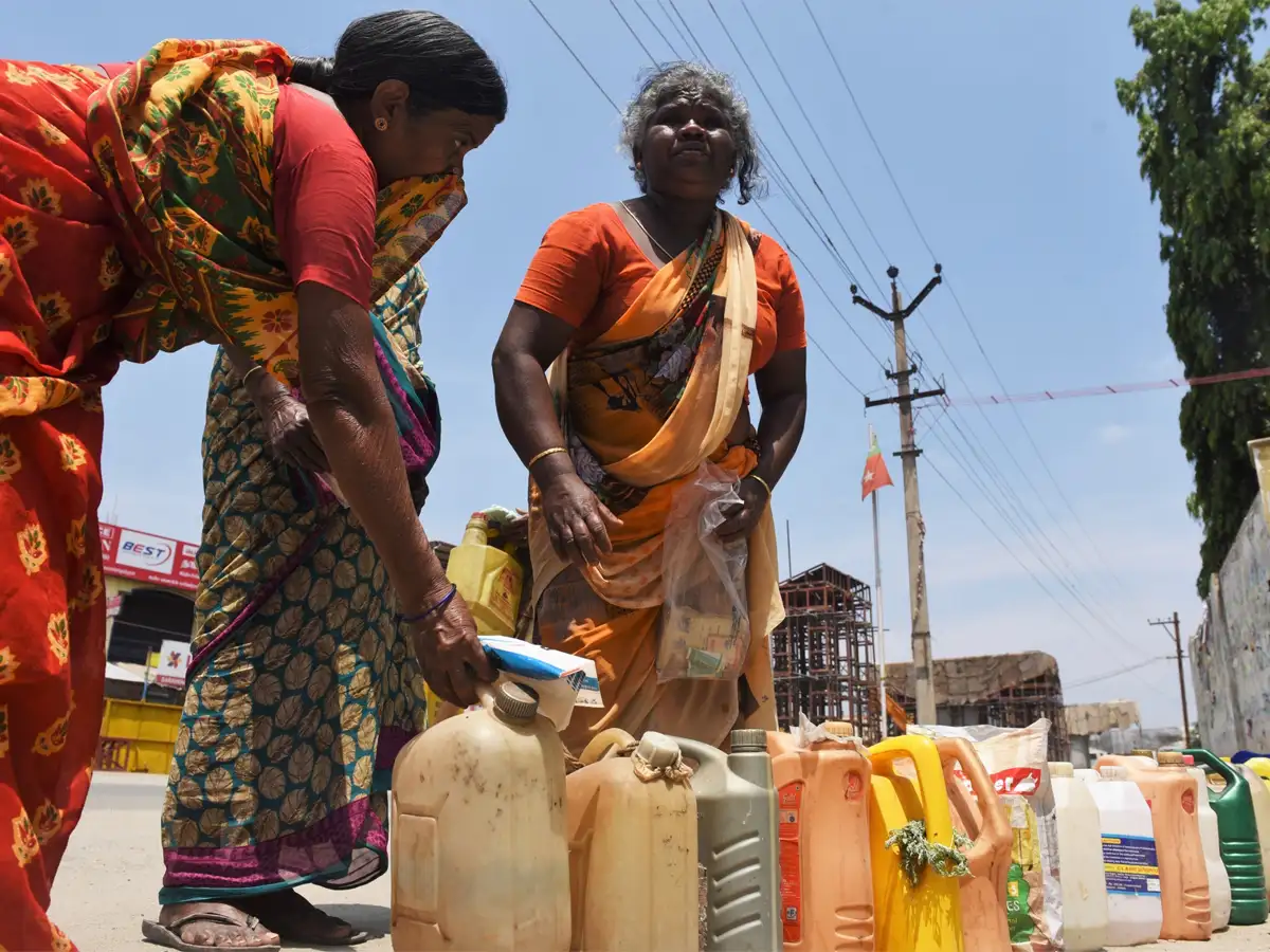 Kerosene Latest News Videos Photos About Kerosene The Economic Times Page 1