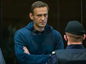 Moscow court orders Kremlin foe Alexei Navalny to prison