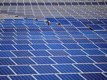 solar panels agencies