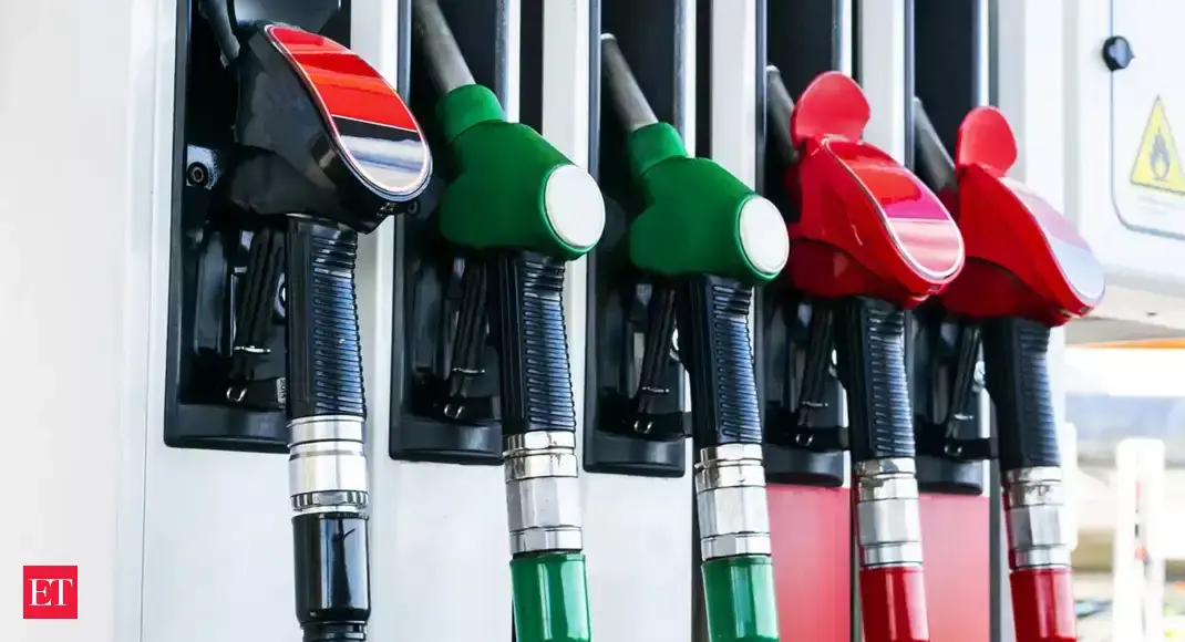 petrol price hike: ET Graphics: Retail fuel prices rise to a record high, Petrol crosses Rs 100 a litre - Vimarsana News