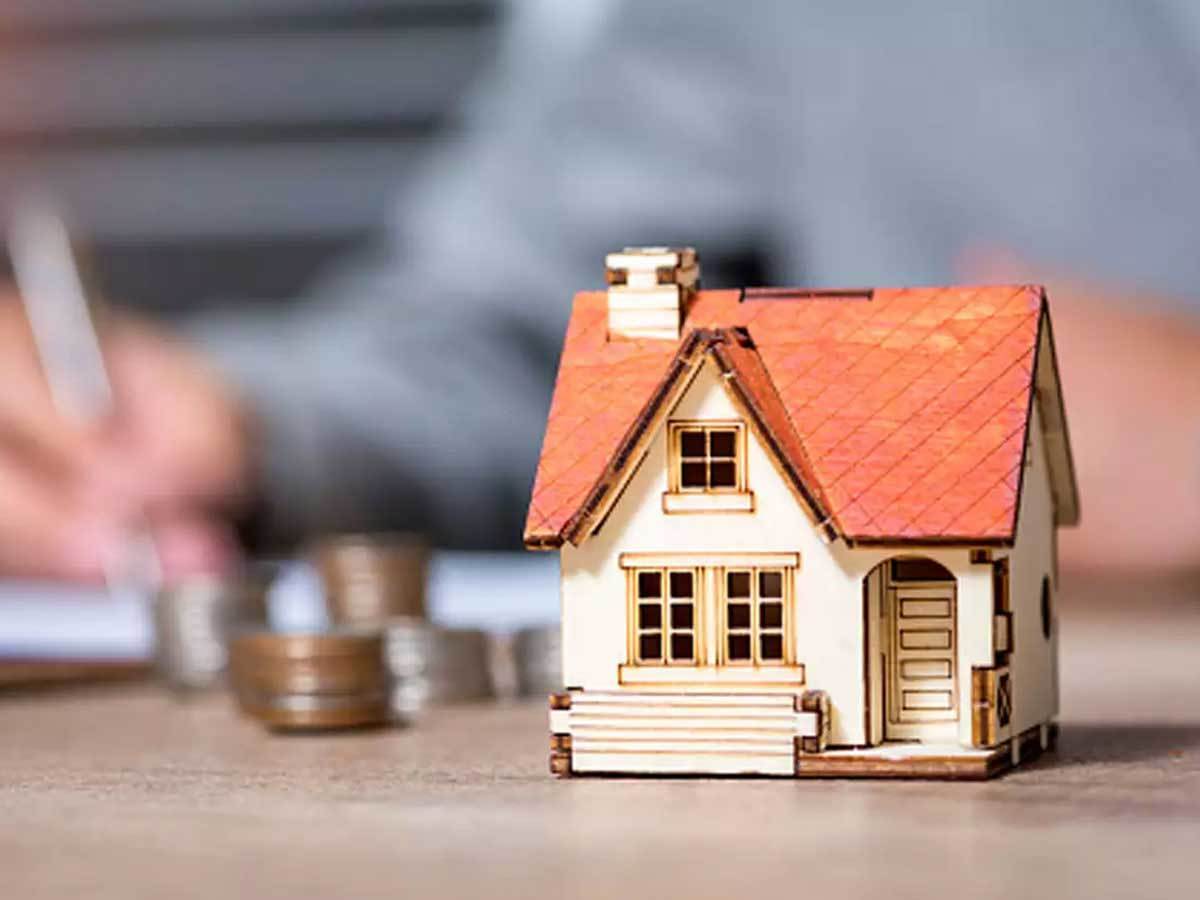 Banks Eye Bigger Home Loan Pie As Housing Finance Companies Face Challenges The Economic Times