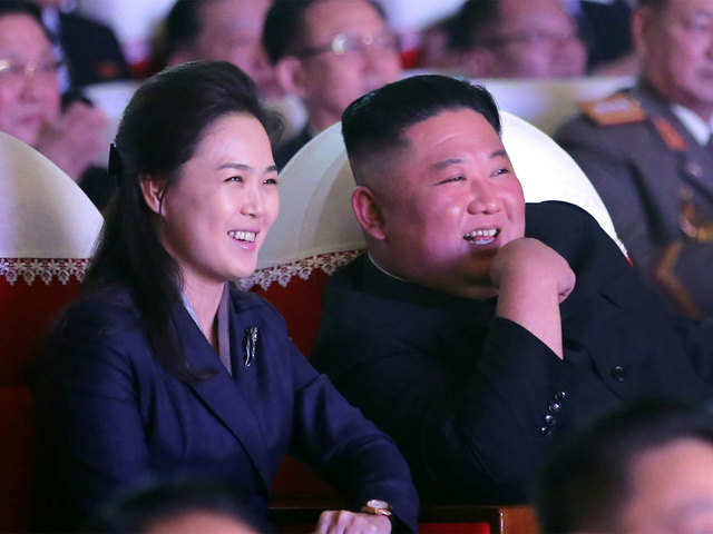 Kim's wife makes public appearance