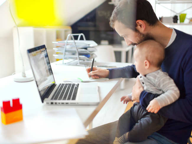 workspace-home-daddy duties_iStock