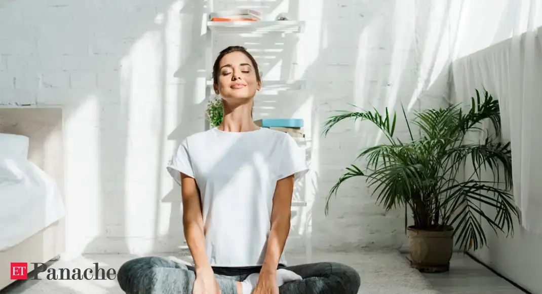 yoga: Those who practiced Yoga during Covid lockdown reported lower stress, depression and anxiety, study shows - Vimarsana News