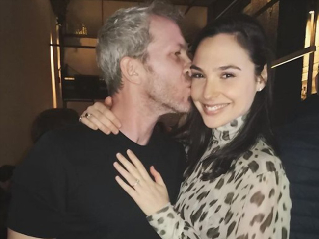 Gal Gadot Wonder Woman Star Gal Gadot Is Expecting Third Child With Husband Jaron Varsano Shares Picture The Economic Times