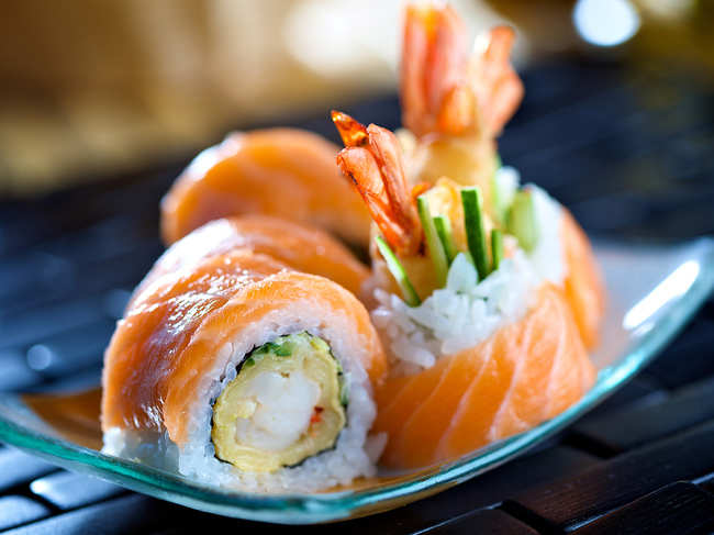 Salmon-sushi_iStock