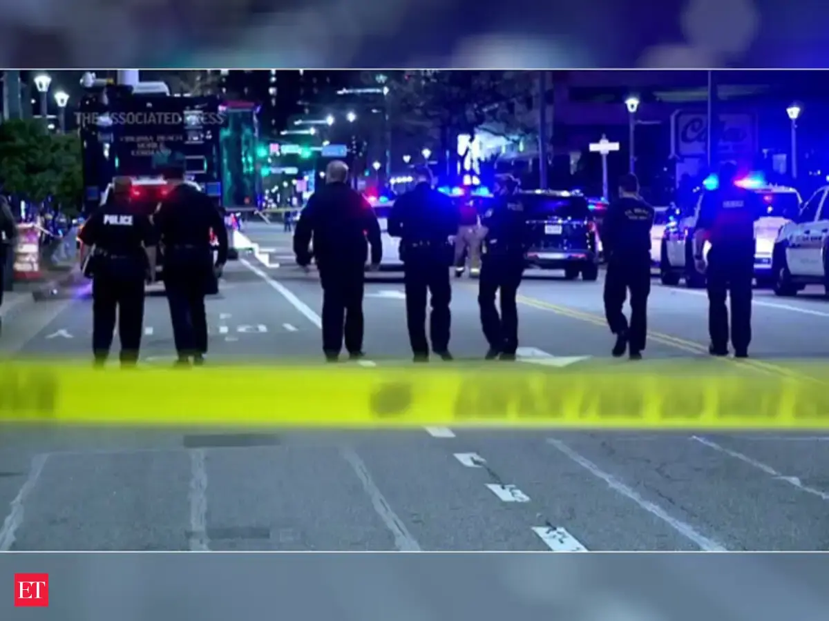 US: 2 dead in Virginia Beach oceanfront shootings - The Economic Times ...