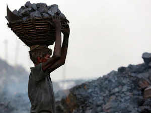 India pushes deadline for coal-fired utilities to adopt new emission norms