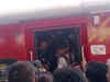 Migrant labourers leave Mumbai in jam-packed train due to Covid-19 fear