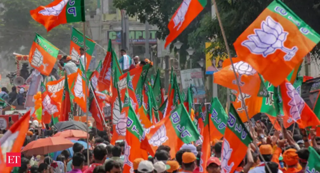 BJP blames Maharashtra govt for Supreme Court's decision to strike down Maratha quota - Vimarsana News