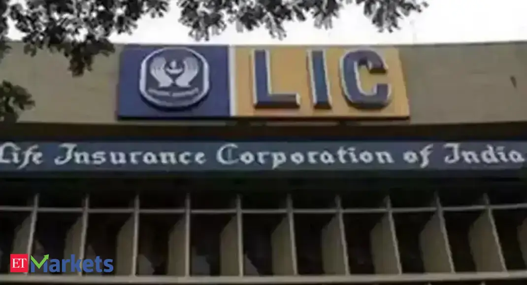 LIC: Insurance, MF players cut equity investments in Q4; LIC booked profits: Report - Vimarsana News