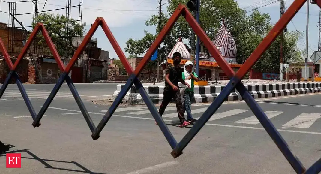 Experts point to curbs imposed by states: Mobility down, no need for a national lockdown - Vimarsana News