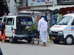 Maharashtra sees 974 Covid deaths, 34,389 new cases