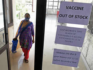 Use sovereign rights to grant compulsory license for vaccine, medicines: SJM to govt