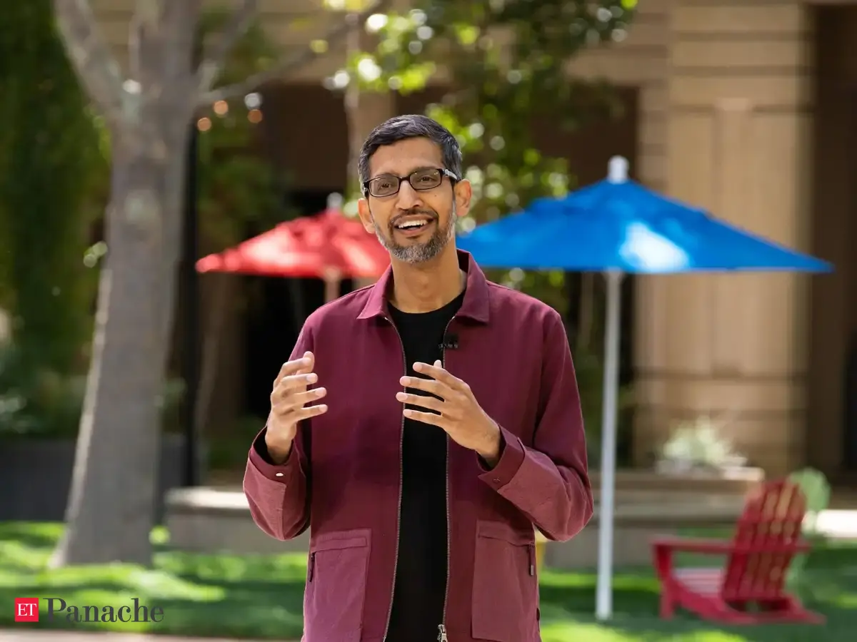 Apple Watch, you've got competition! New updates on Google's Wear OS will  make Galaxy smartwatches more appealing - The Economic Times