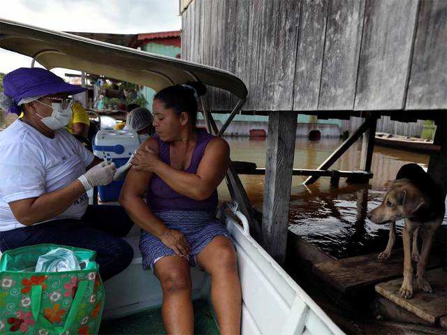 Vaccination service on the river