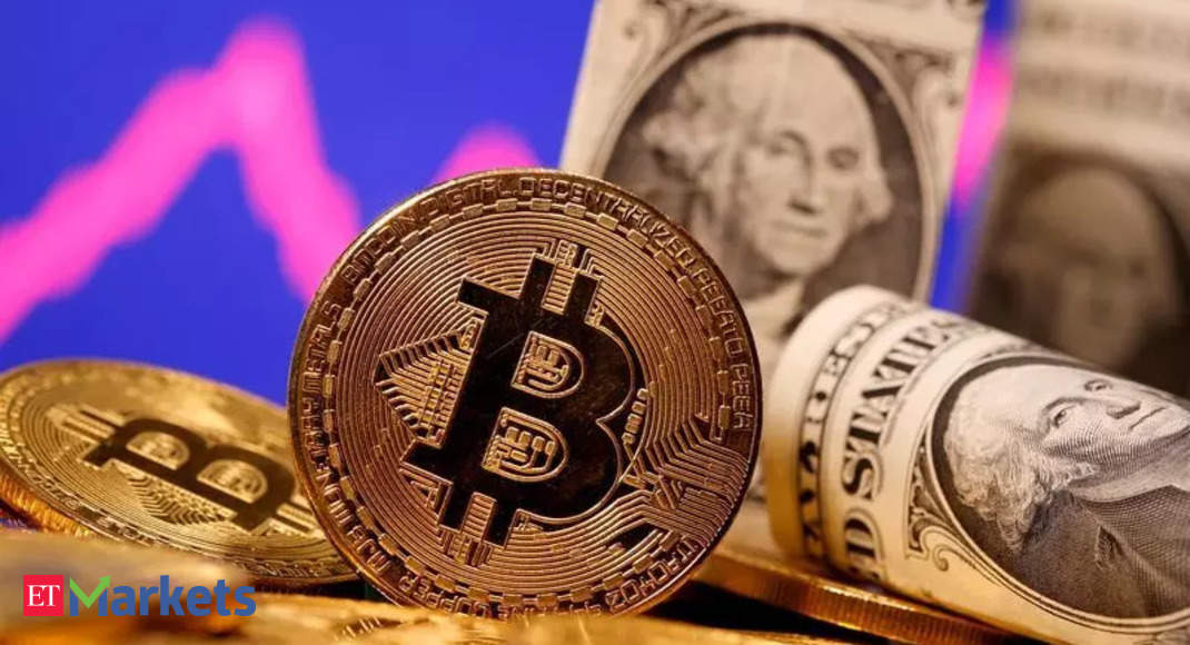 Dollar hovers near 4-month lows, bitcoin holds bounce