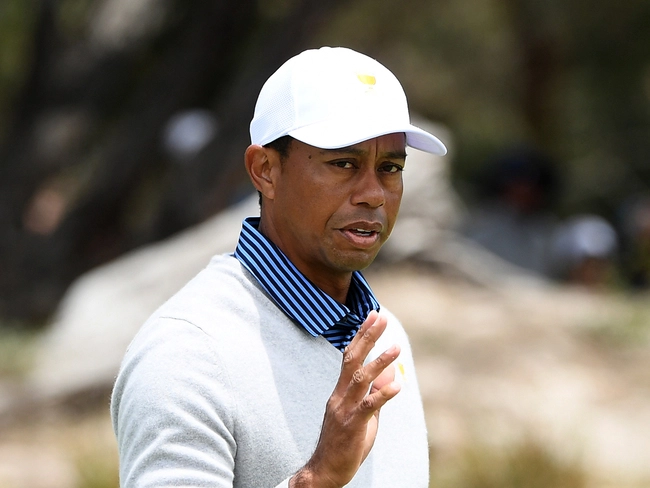 tiger woods white hat