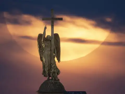 A celestial wonder