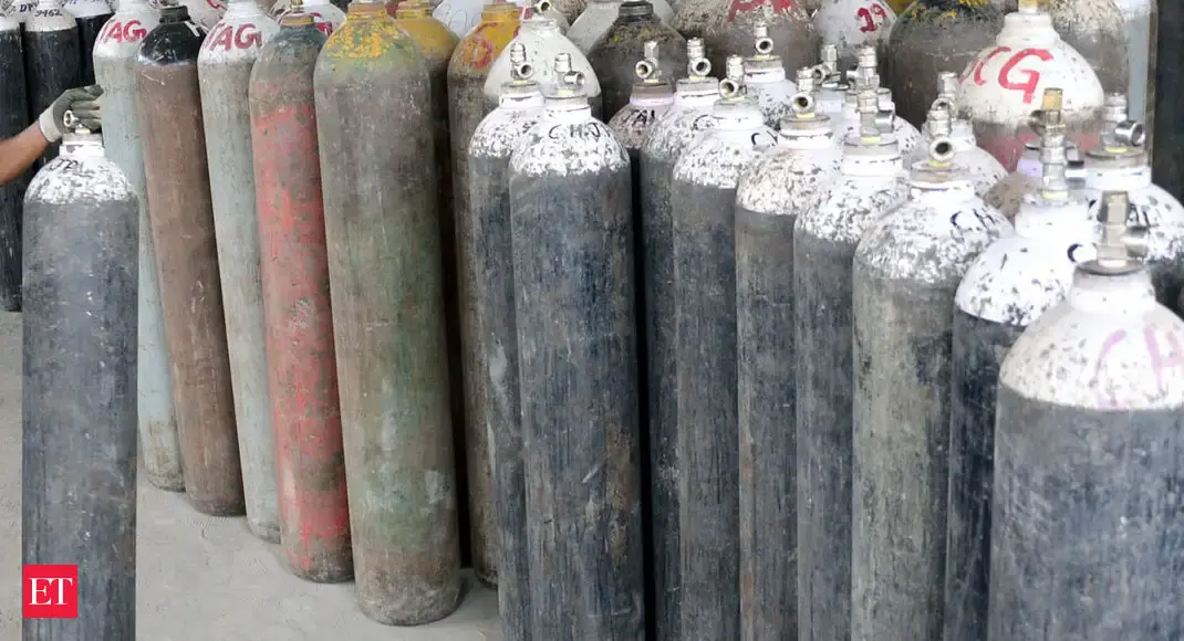 Allcargo, ECU Worldwide bring 6,000 oxygen cylinders from China on Delhi govt's request - Vimarsana News