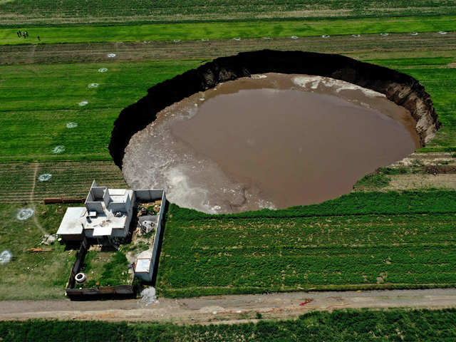 ​Possible explanation for the sinkhole