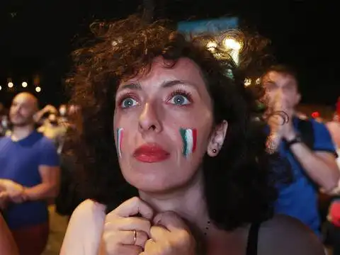 Eager fan
