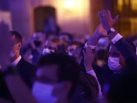 Party mode ON