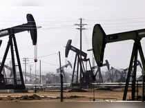 FILE PHOTO: An oil drill is pictured in the Kern River oil field in Bakersfield