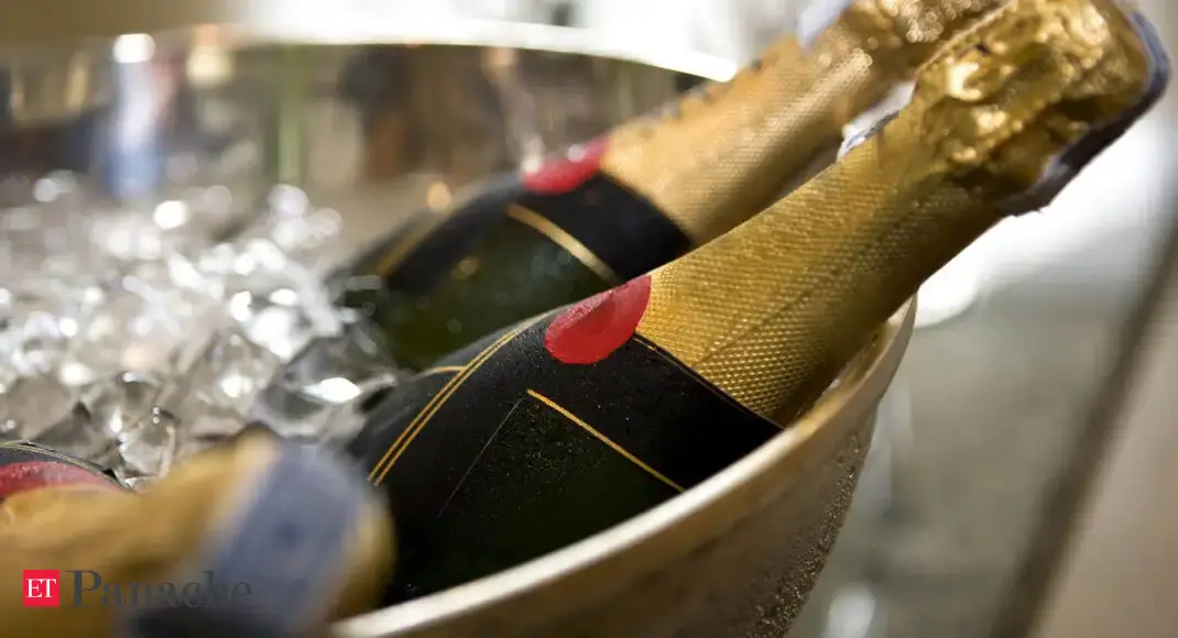 French champagne industry is unhappy with Russia's new law - Vimarsana News