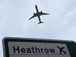 Heathrow Airport To Trial Fast Track Queues For Covid Vaccinated The Economic Times